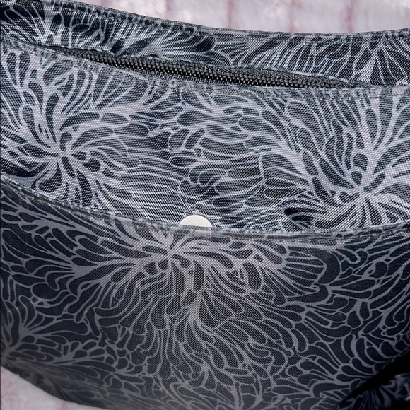 Baggallini Black Crossbody Bag with Elegant Textured Design - Picture 9 of 15